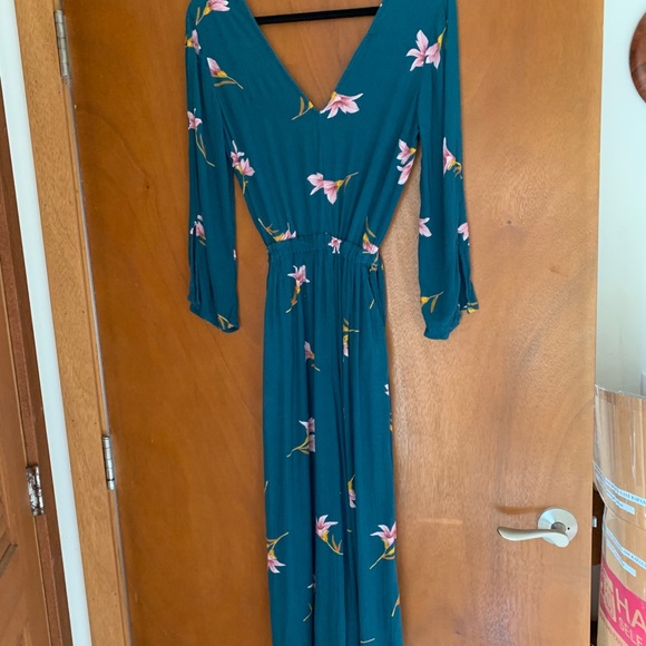 Billabong green floral jumpsuit small twist back - Picture 7 of 7